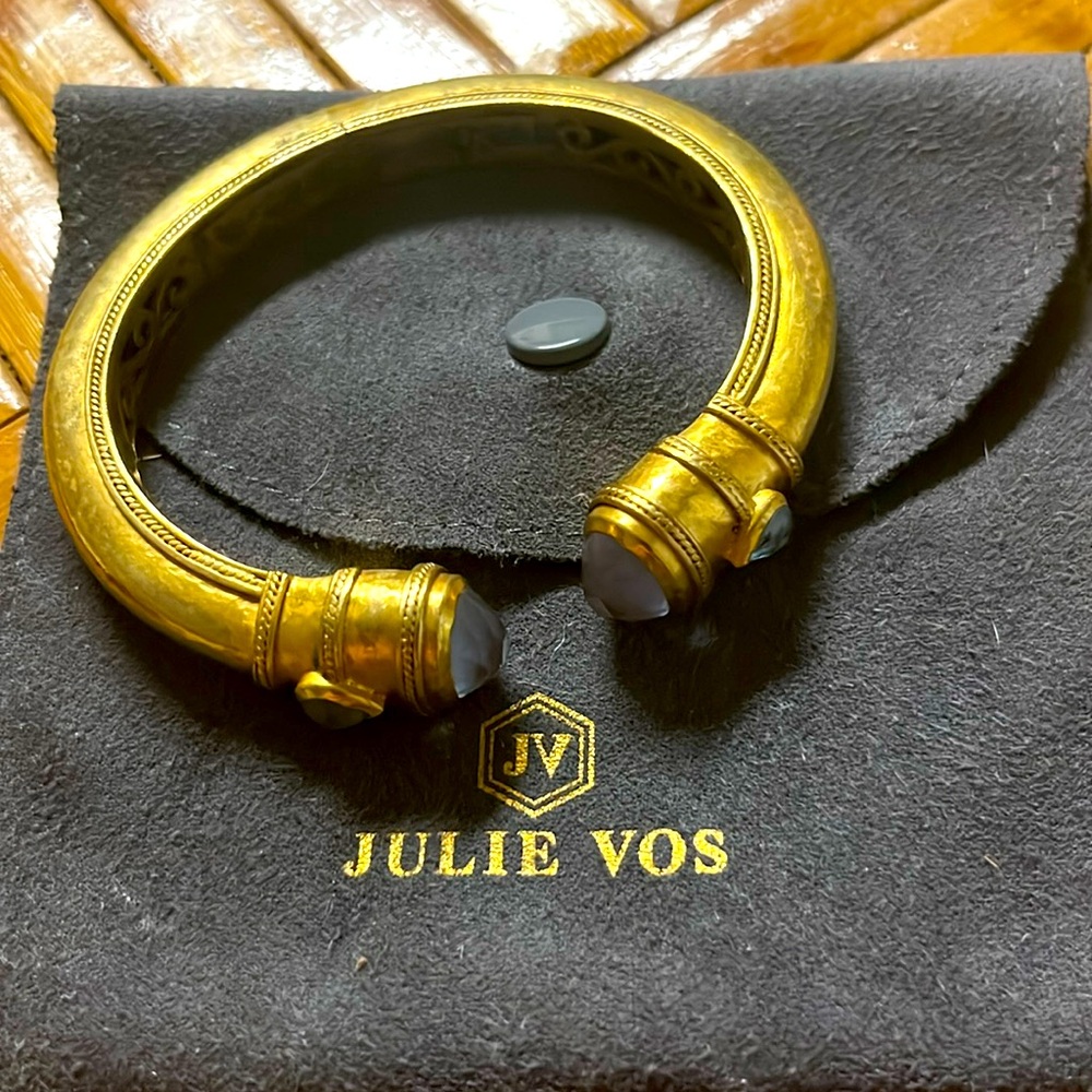 Julie Vos Cannes Demi Cuff